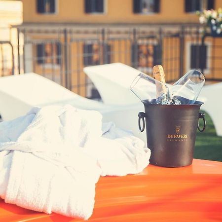 Orange Hotel Roma Esterno foto