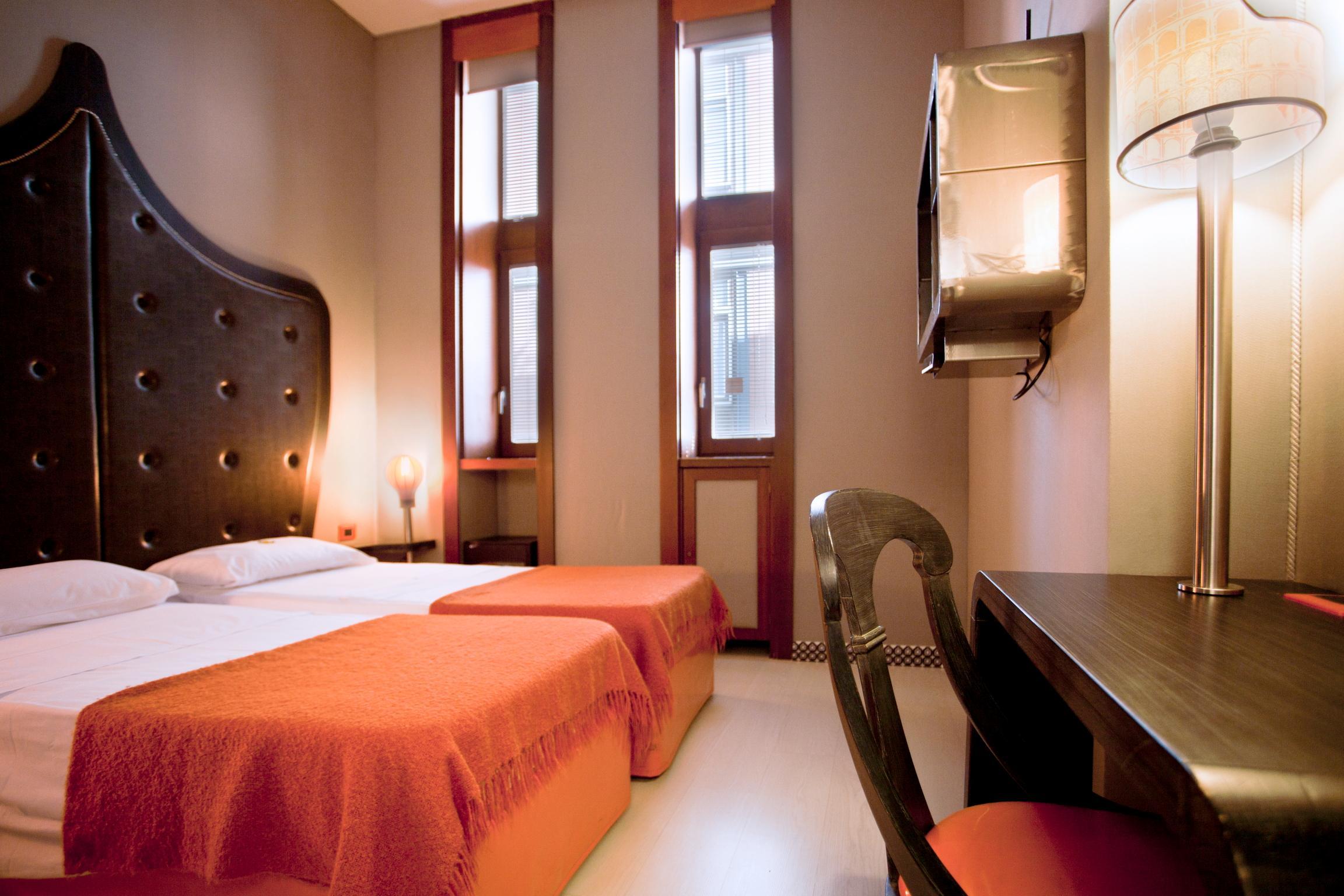 Orange Hotel Roma Esterno foto