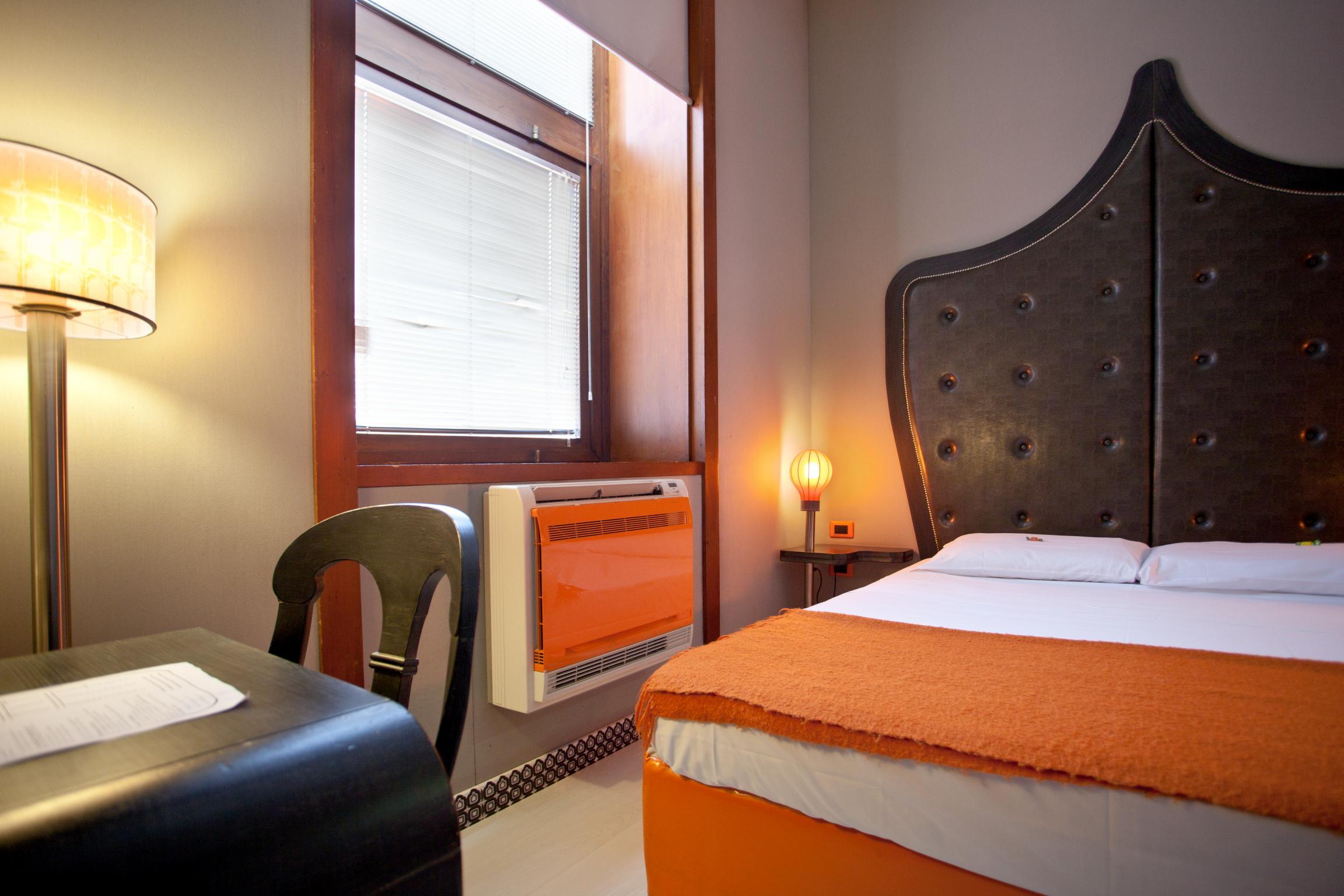 Orange Hotel Roma Esterno foto