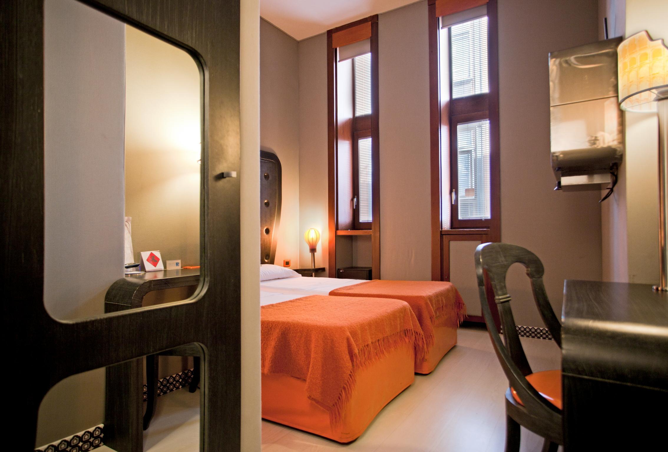 Orange Hotel Roma Esterno foto