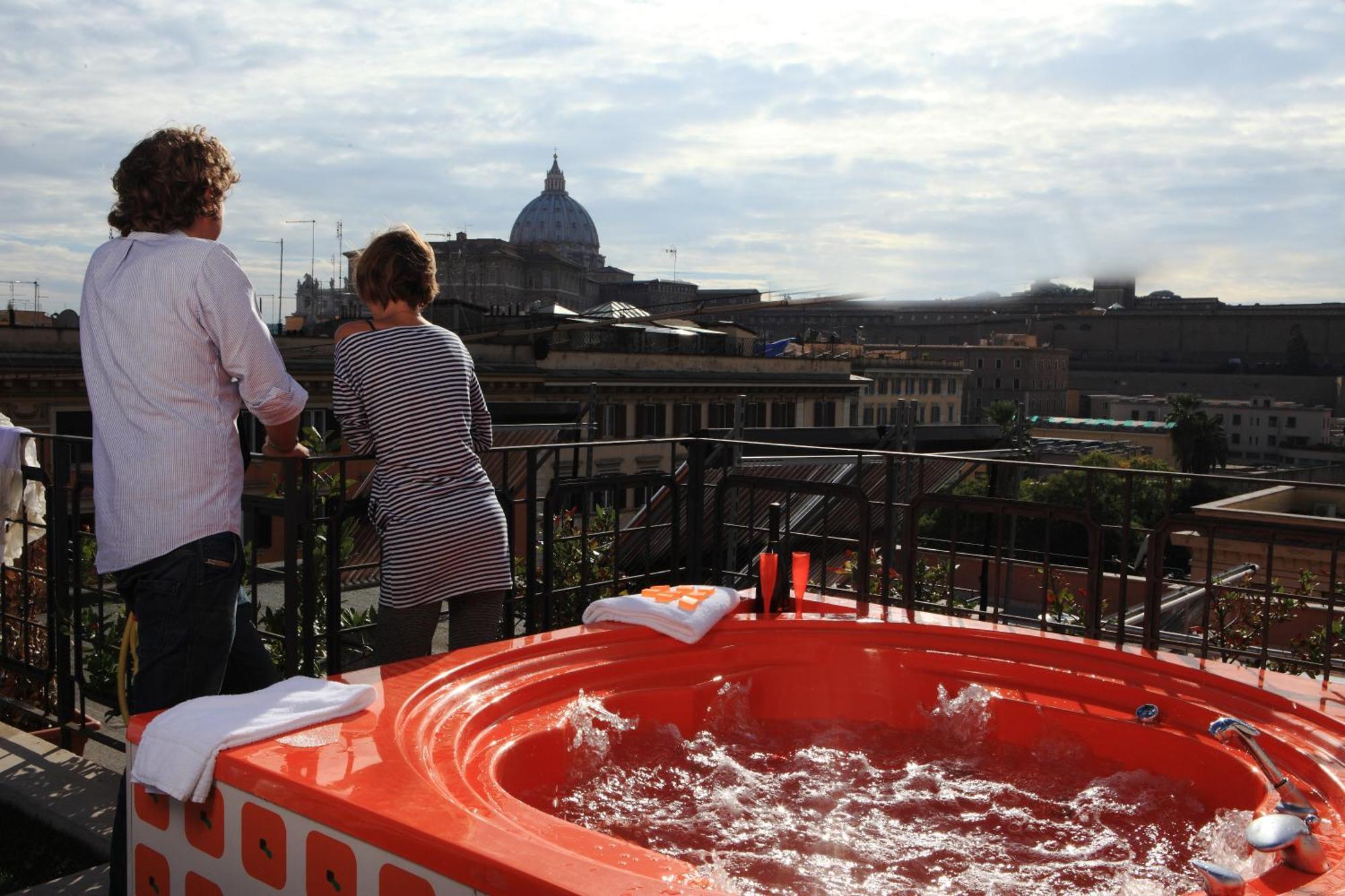 Orange Hotel Roma Esterno foto