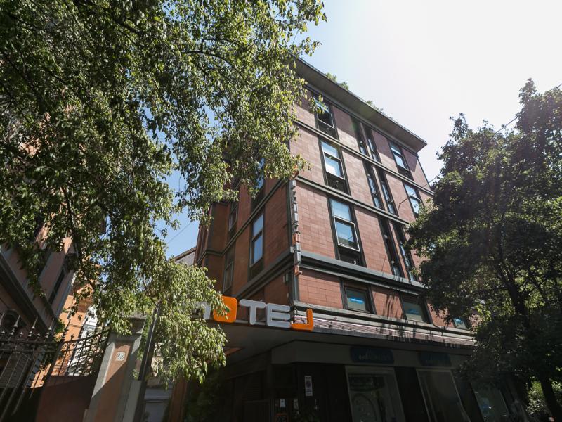 Orange Hotel Roma Esterno foto